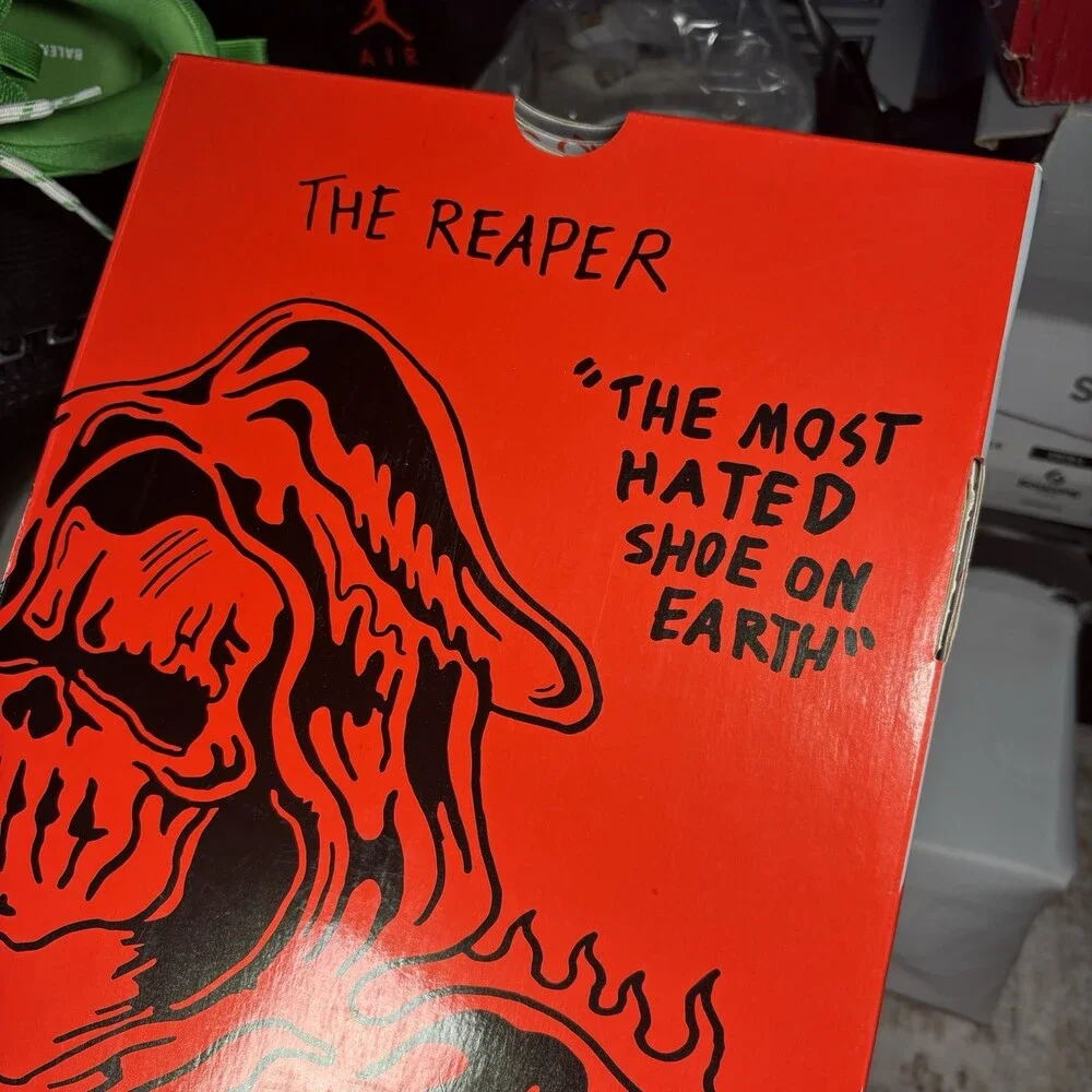 Size 11 - Warren Lotas The Reaper Electric Blue